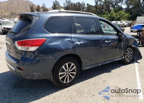 2015 Nissan Pathfinder S z USA, uszkodzony, nr VIN 5N1AR2MNXFC643776